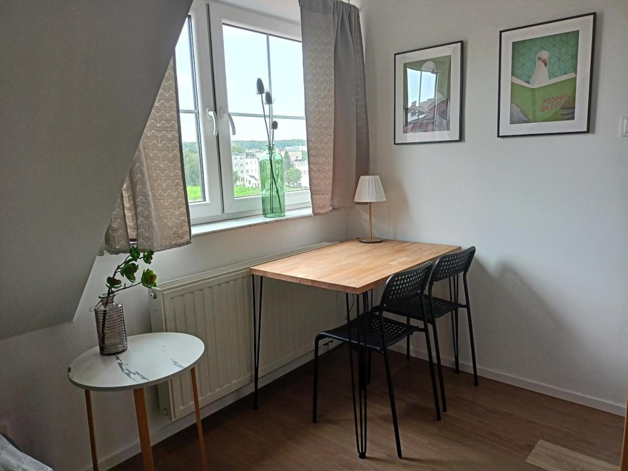 Lemuria Pokoje Hostel Chojnowska A Legnica Eksteriør bilde