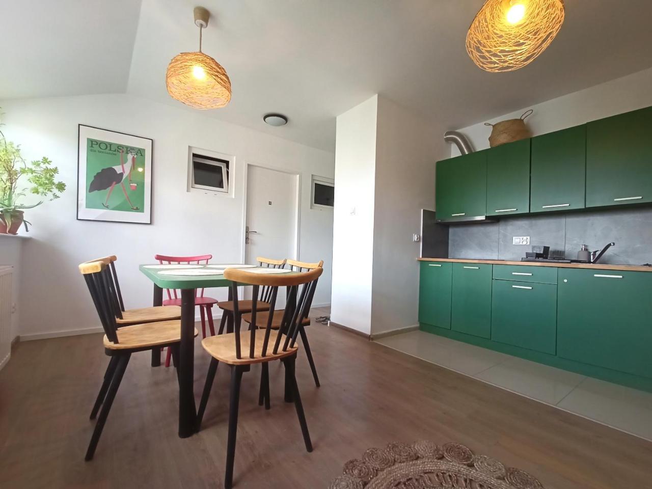 Lemuria Pokoje Hostel Chojnowska A Legnica Eksteriør bilde