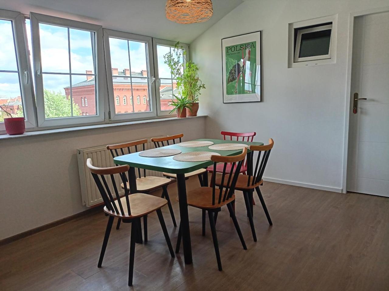 Lemuria Pokoje Hostel Chojnowska A Legnica Eksteriør bilde